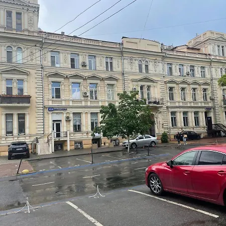 Апартаменти Apartments *