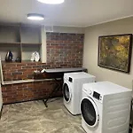 아파트 Apartments